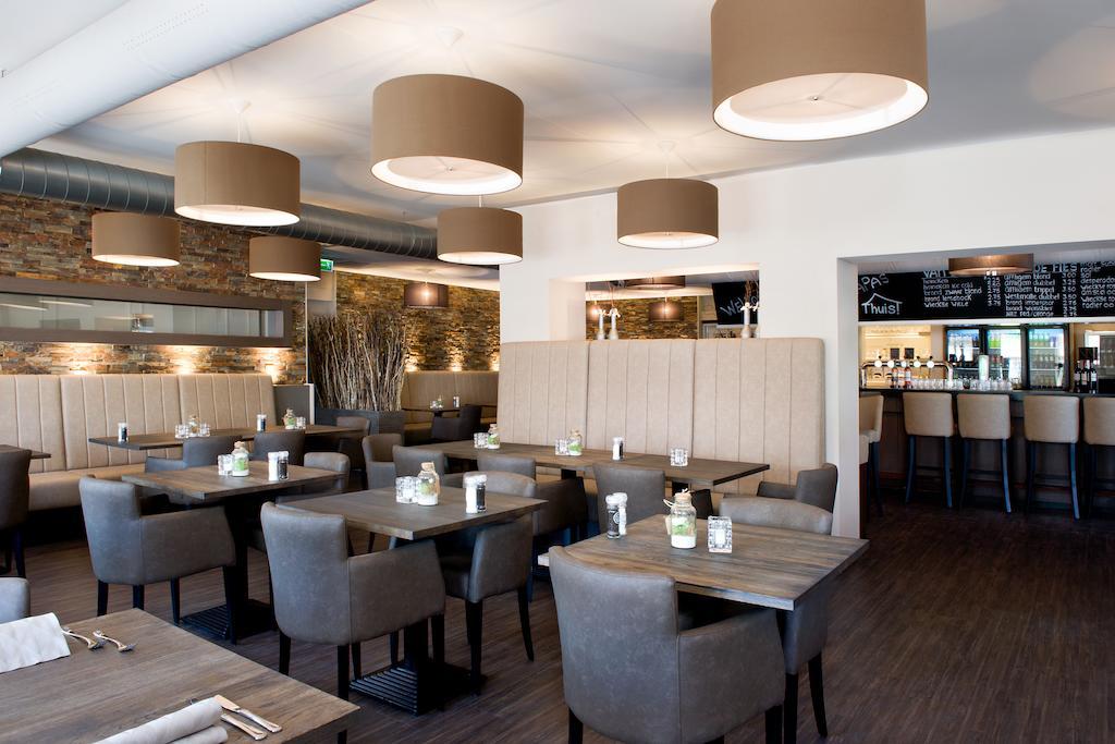 Hotel-Restaurant Thuis! Dinteloord Eksteriør billede