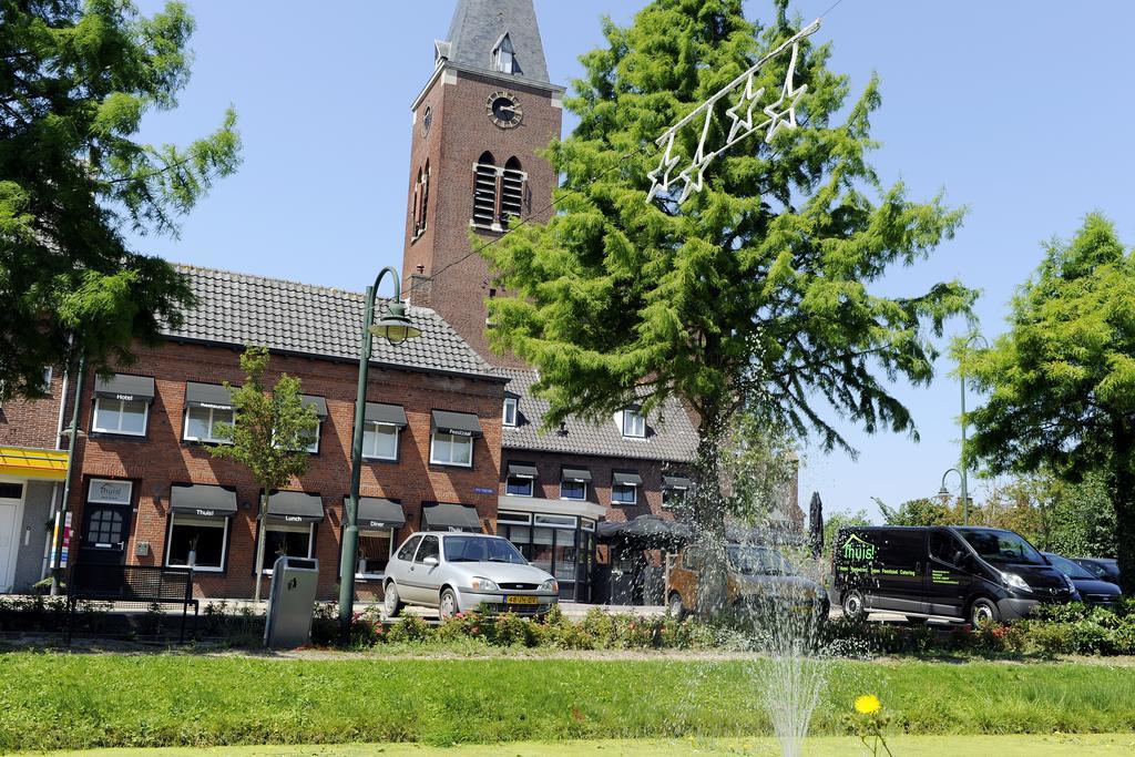 Hotel-Restaurant Thuis! Dinteloord Eksteriør billede