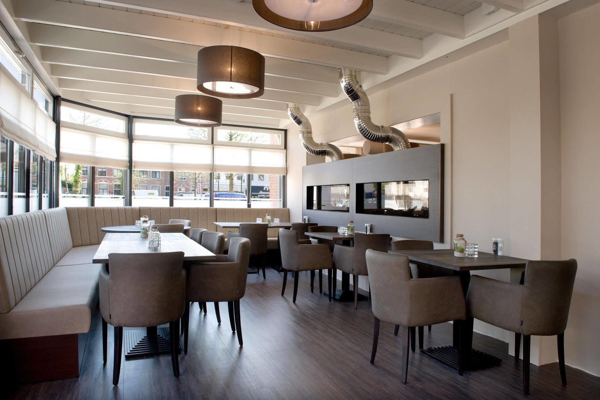Hotel-Restaurant Thuis! Dinteloord Eksteriør billede